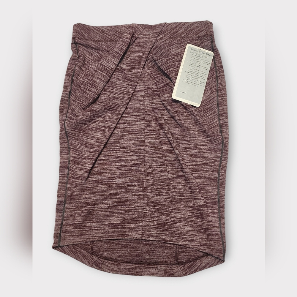 Size 4 - Lululemon &go Where-To Skirt